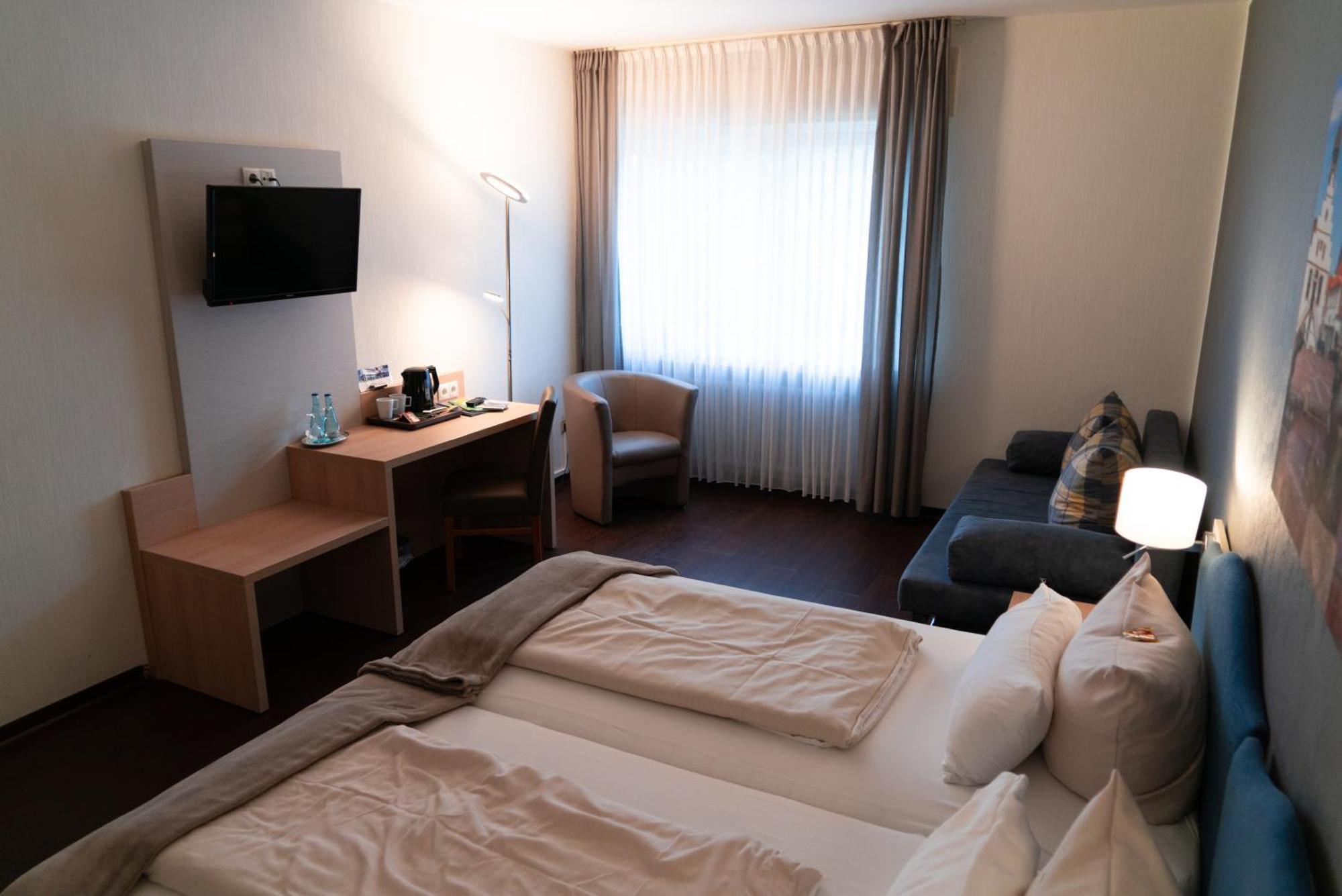 Hotel-Restaurant Kolpinghaus Lingen Zewnętrze zdjęcie